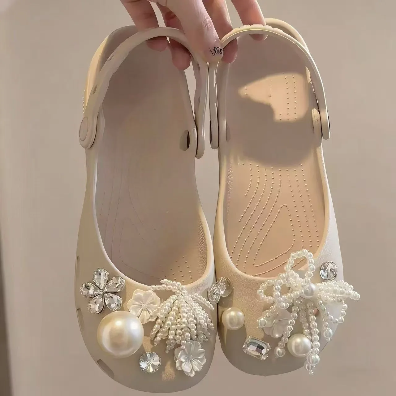 Premium Pearl Ballet Shoe Charms for Clogs DIY Removable Buckle Mary Jane Style Upper Decor Accessory