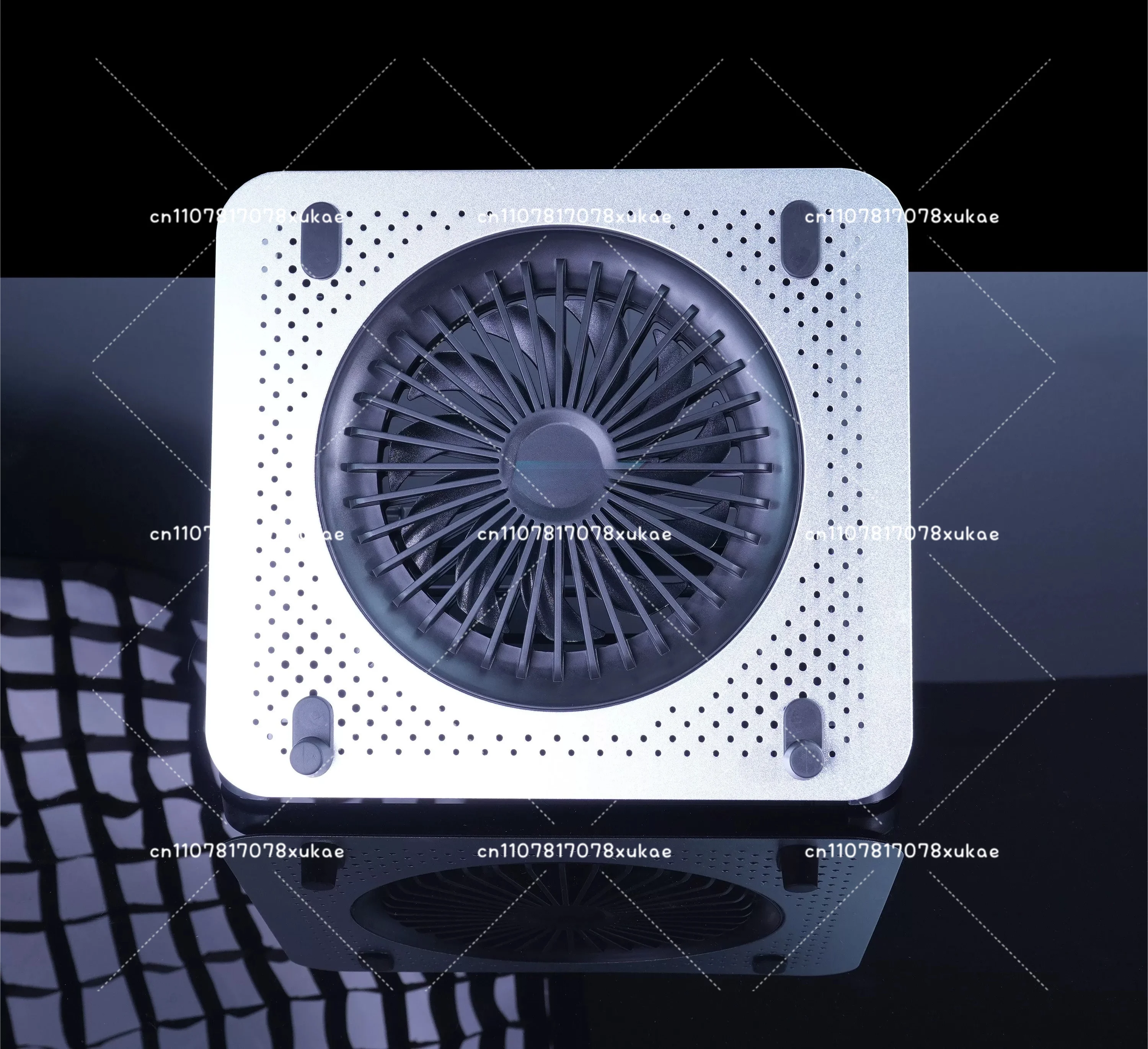 High-Efficiency Aluminum Heatsink Fan Stand for Router, Tablet, Mini PC