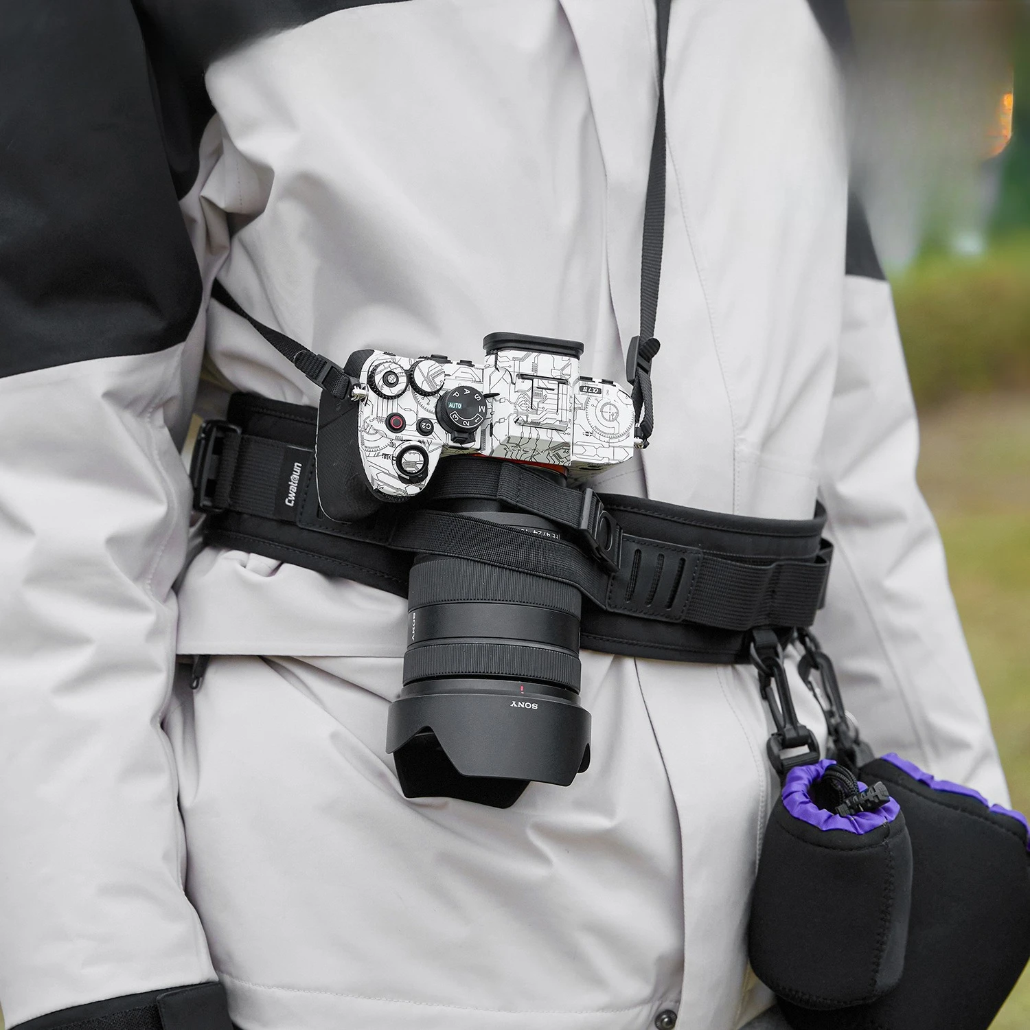 

Multifunctional quick dismantling and hanging outdoor decompression and anti-dumping portable micro-single photography strap