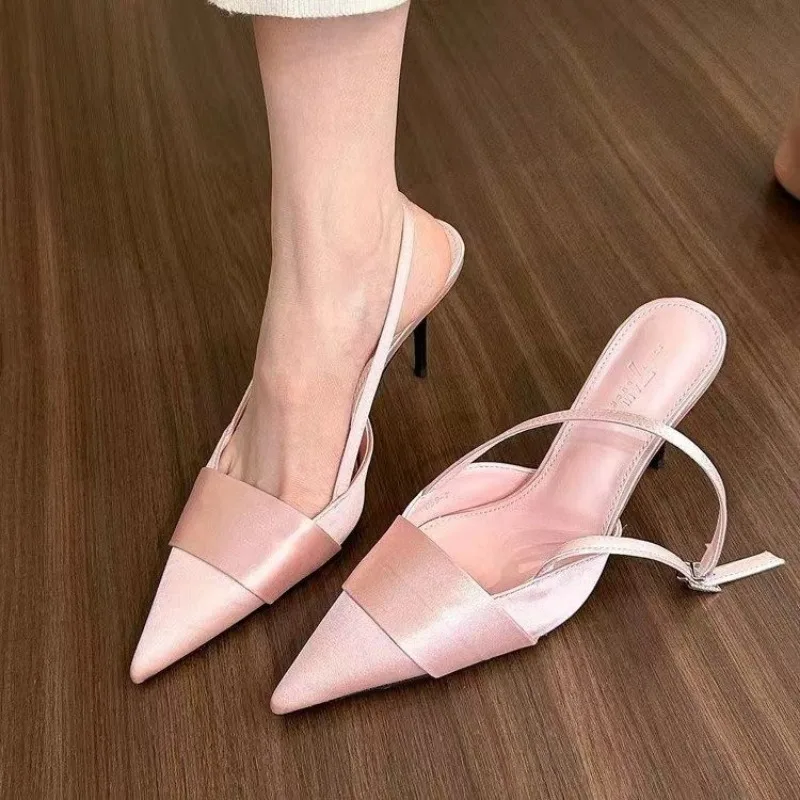2024 damskie letnie nowe seksowne szpiczaste jednokolorowe damskie sandaลy na pasku eleganckie bankietowe damskie buty na wysokim obcasie Zapatilla