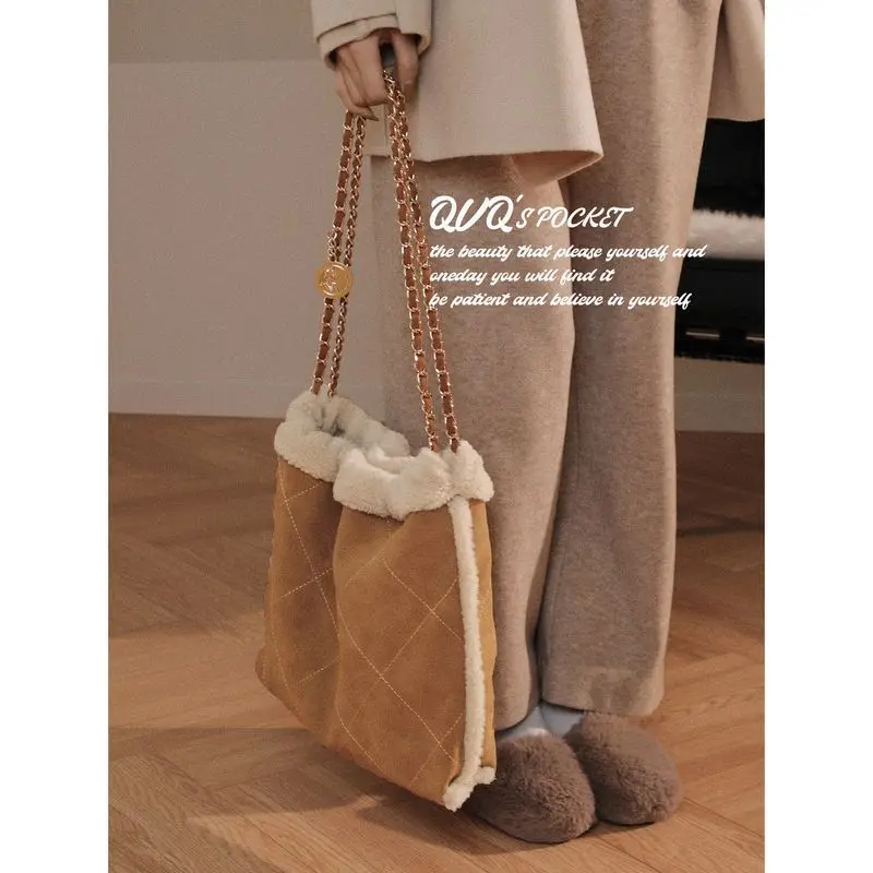 Tote Bag Women Autumn Winter Furry High-Capacity Simple Office Lady Shoulder Bag Handbag All-match Small Fresh Girls Bag