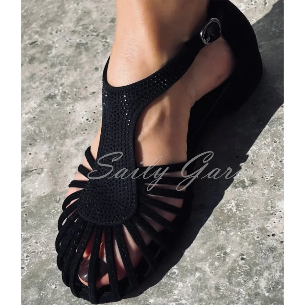 

Черные блестящие босоножки на низком каблуке с кристаллами, женские повседневные танцевальные модельные туфли на плоской подошве с круглым носком и Т-образным ремешком