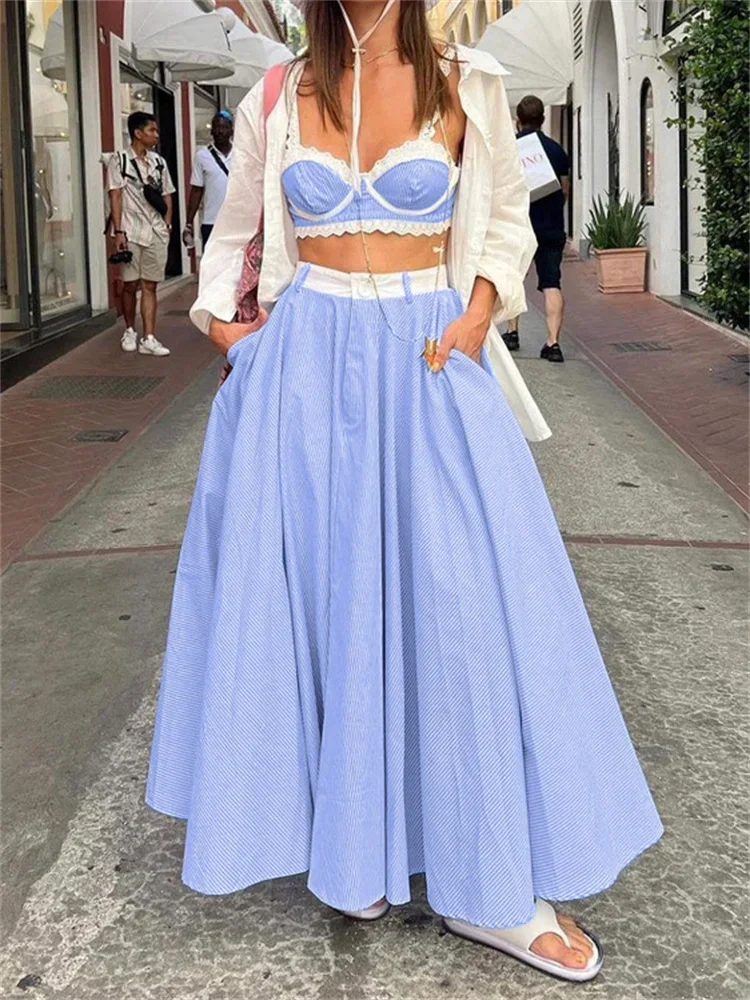 

Женский комплект 2026: укороченный топ без спинки с контрастными вставками и юбка макси с высокой талией, кружевные вставки, 2 предмета