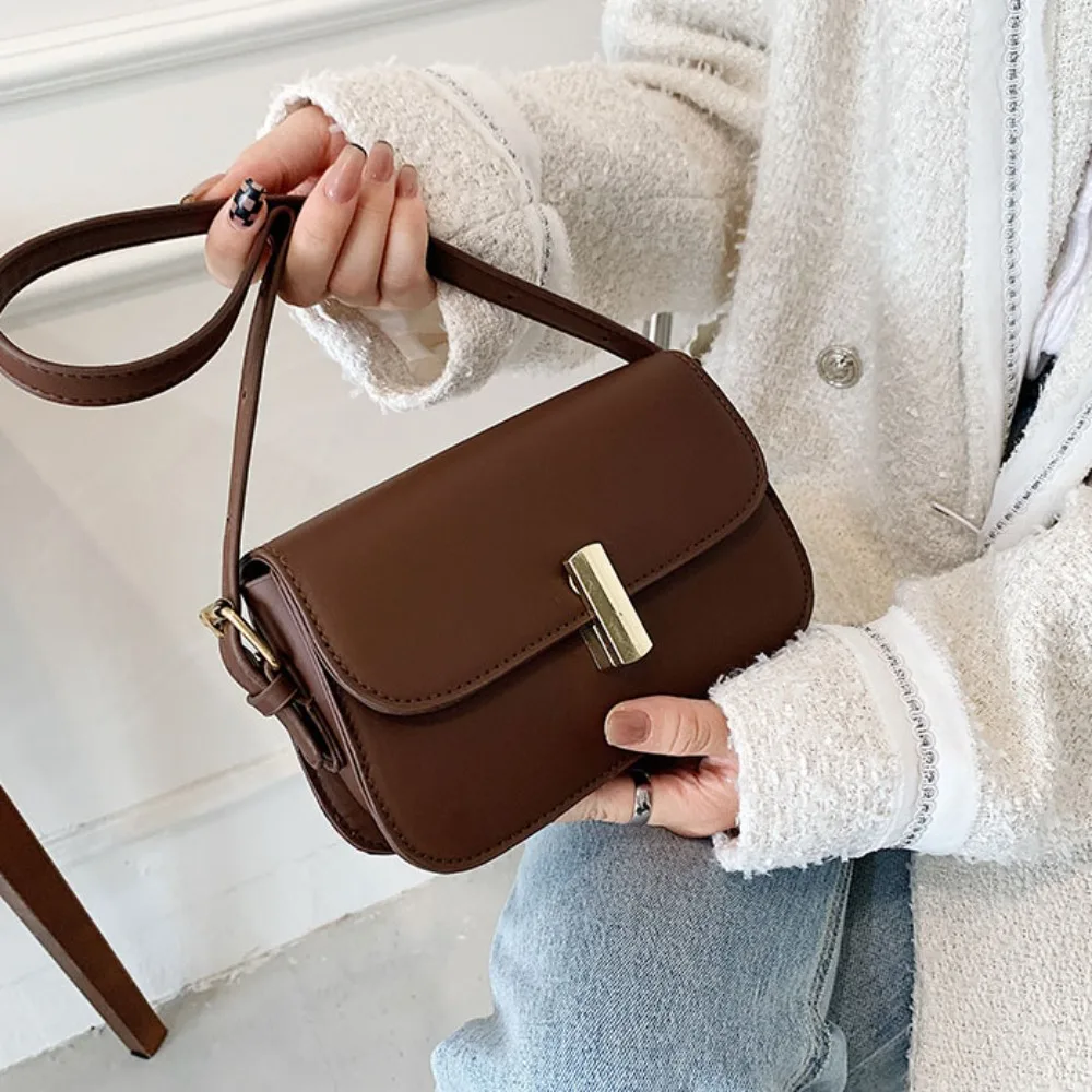 Trendy Lady Shoulder Bag PU Leather Solid Underarm Bag Daily Casual Commuting Bag Large Capacity Handbag