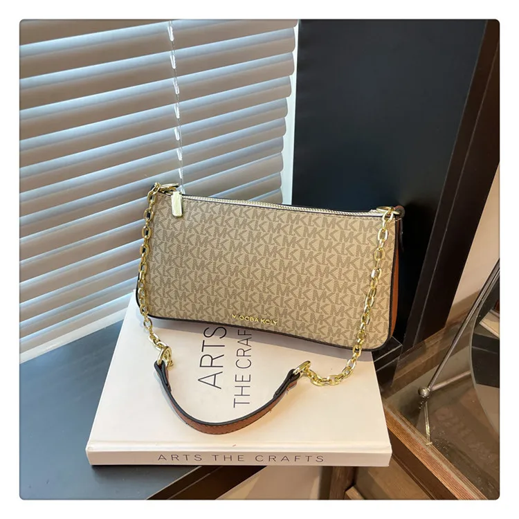 

‌2025 Spring New Designer Chain Messenger Bag - High-End Printed Mahjong Shoulder Bag for Women, Foreign Style Versatile Tote‌