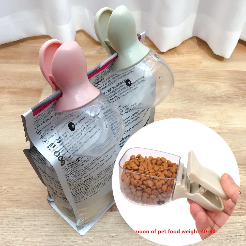 Cuchara multifuncional para comida de mascotas, ideal para comederos de perros y gatos, y como utensilio para servir comida a gatos, cachorros y perros pequeños; también sirve como accesorio para bebederos y fuentes de agua.
