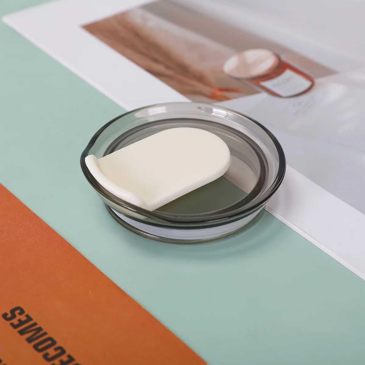 Drop Shipping Cup Lid Silicone Sealing Lid Simple Solid Color Transparent Light Luxury Portable Cup Lid Tapa De Taza