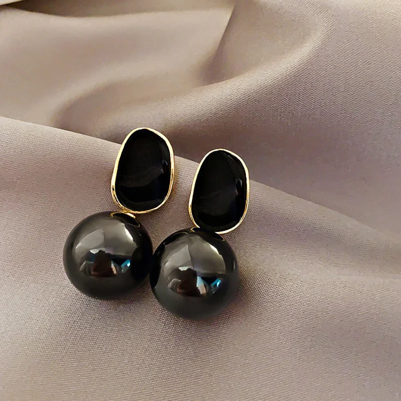 Pendientes de gota de perlas de imitación para mujer, aretes colgantes exquisitos, joyería de moda, estilo francés, clásico y elegante, nuevo