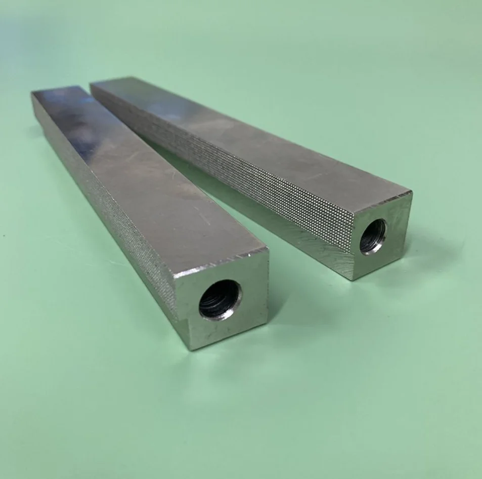 Vertical packaging machine longitudinal sealing mold unilateral vertical sealing heating block sealing heating block
