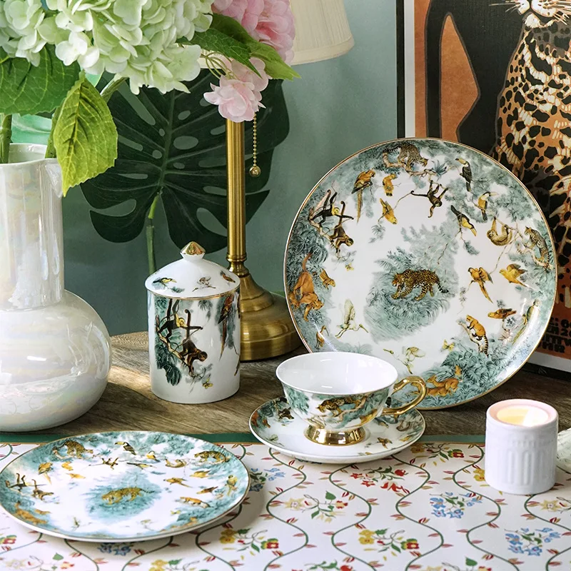 Europese Bone China Plaat Koffiekopje Kleine Schotel Jungle Dier Goud Bone China Mok Plaat Thuis Keuken Servies Decoratieve Plaat