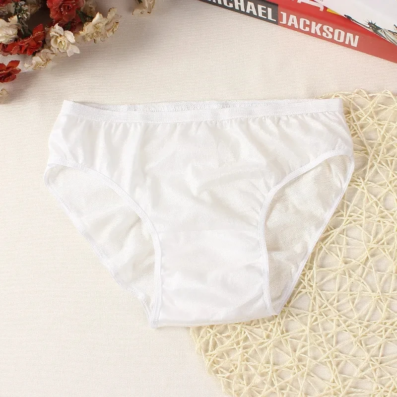 

50PCS/PACK One Time Use Briefs Man Women Travel