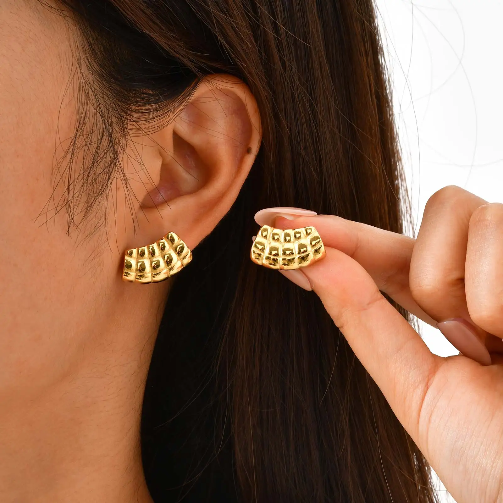 

Glossy Fan-shaped Stud Earrings for Women,Gold Color Stainless Steel Geometric Braided Earrings,Fashion Jewelry Party Gift