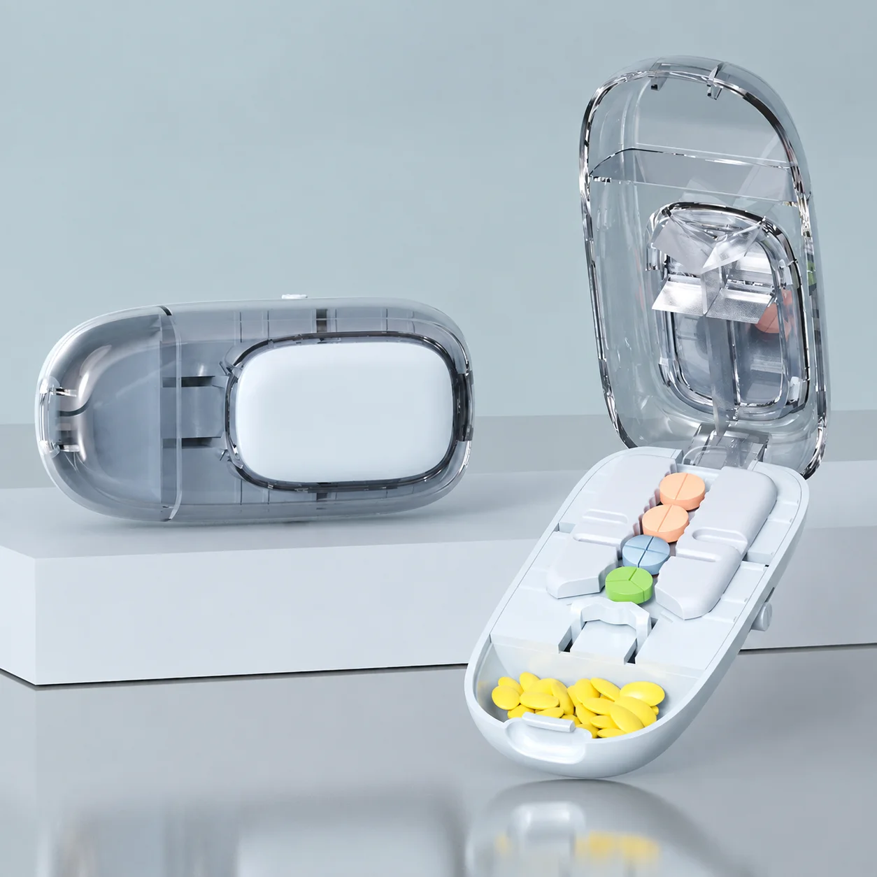 New Compact Portable Multi Medication Cutter Divides into 2/3/4 Parts Pill Cutter Pill Splitter Adjustable Compact Pill Case