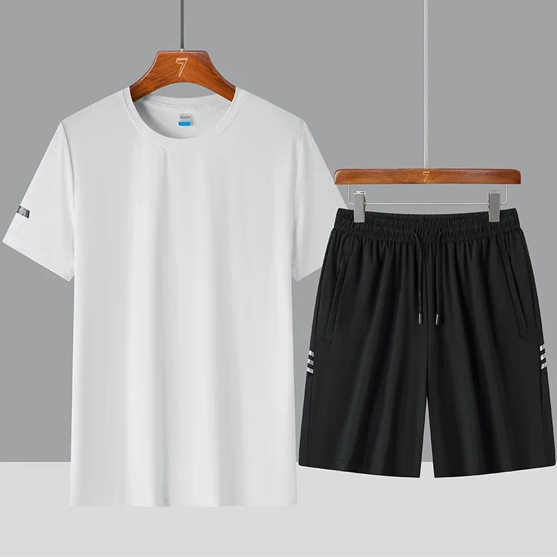 Nieuw Hoogwaardig, In Ijs Geademend, Heren T-Shirt Met Korte Mouwen En 5-Punts Shorts Met Een Comfortabele, Coole Buitensportset