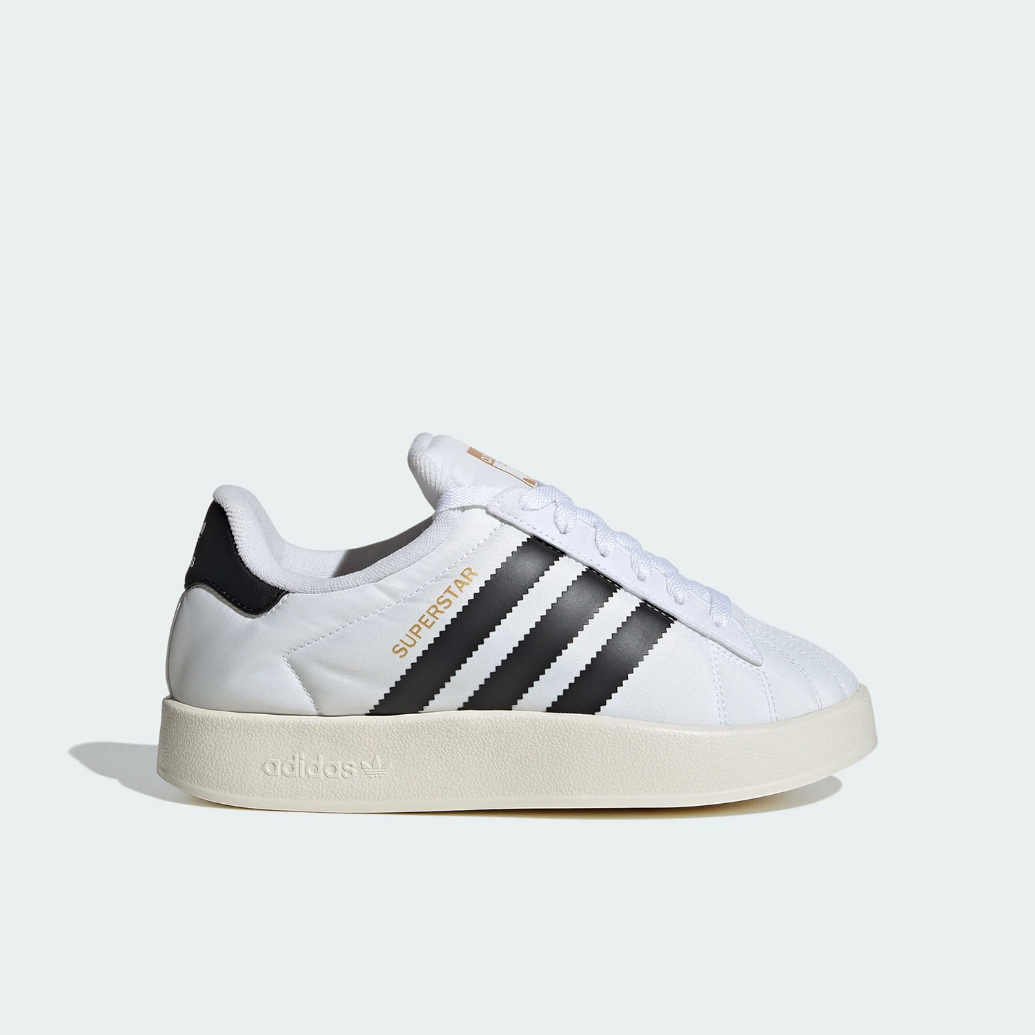 

Женские минималистичные классические кроссовки adidas Originals Superstar IE1435