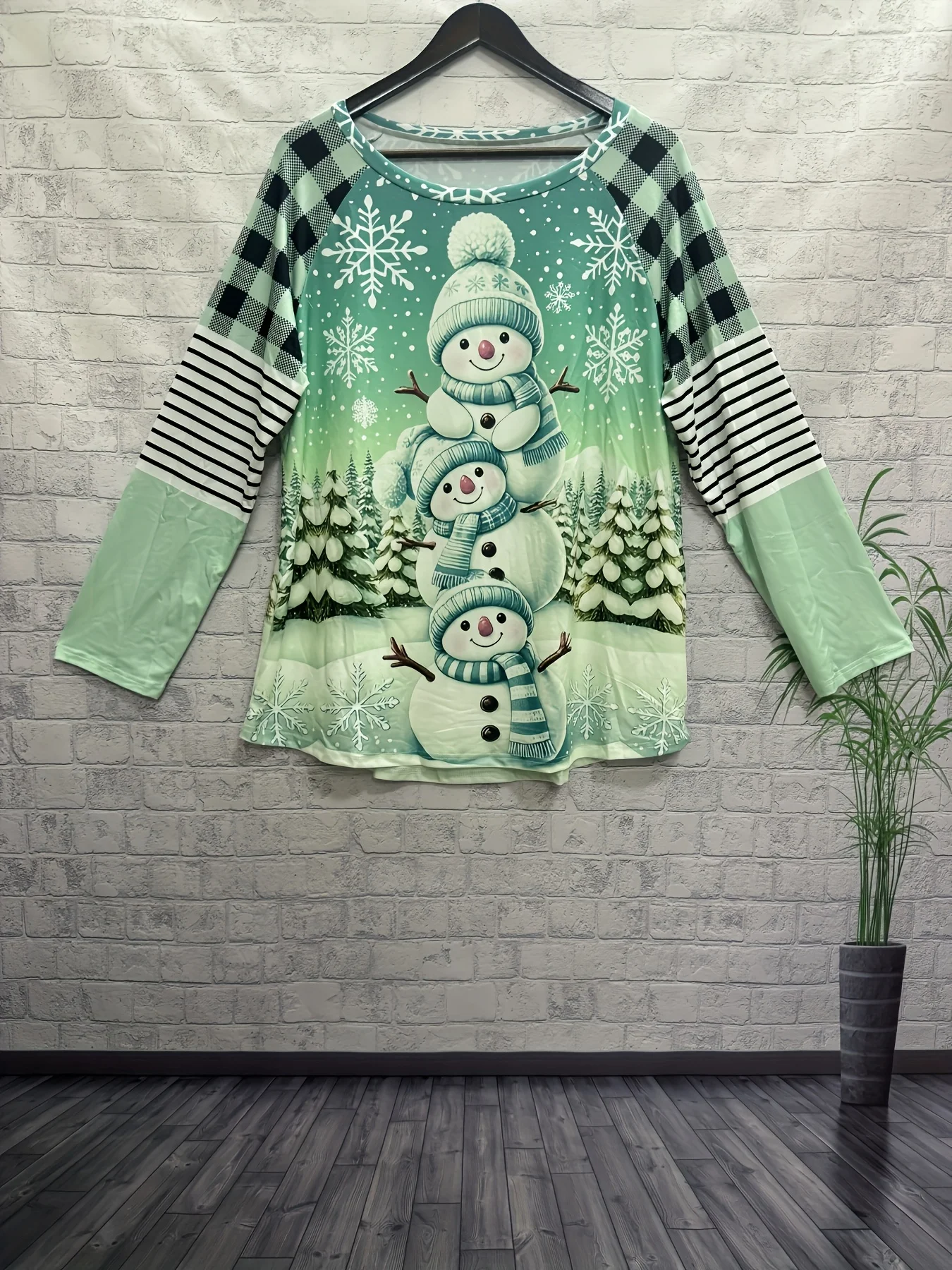 Women's Long Sleeve T-Shirt, Stacked Snowmen with Mint Green Hats & Scarves on Snowy Background, Plaid & Striped Sleeves, Winter Holiday Top for Leisure & Sports