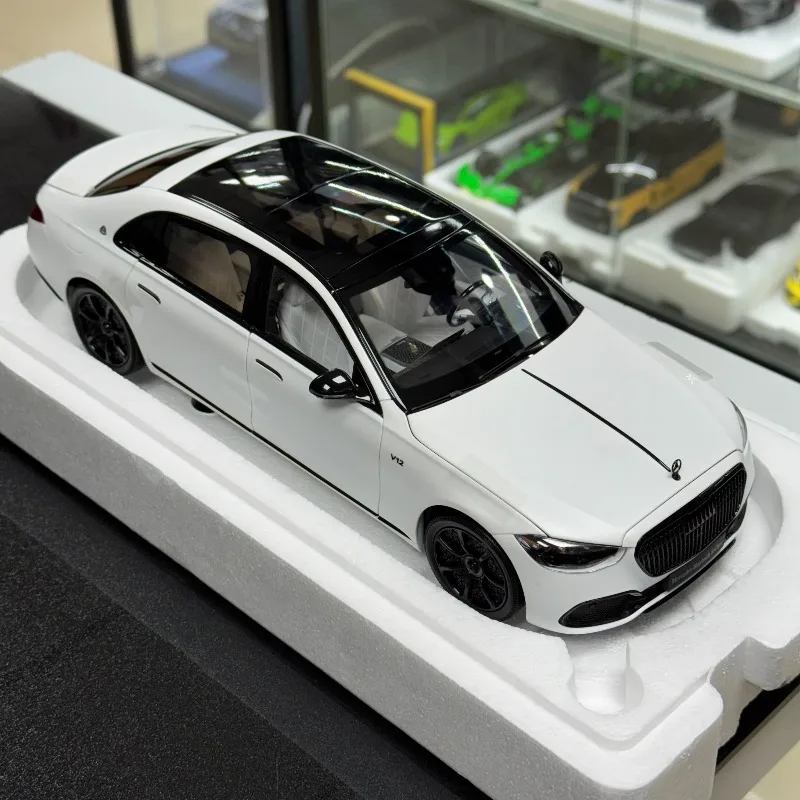 ALMOST REAL AR 1:18 Mercedes Benz Maybach S Class Diecast Full Open Simulation Collectible Car Model Toy Vehicle Display Gift
