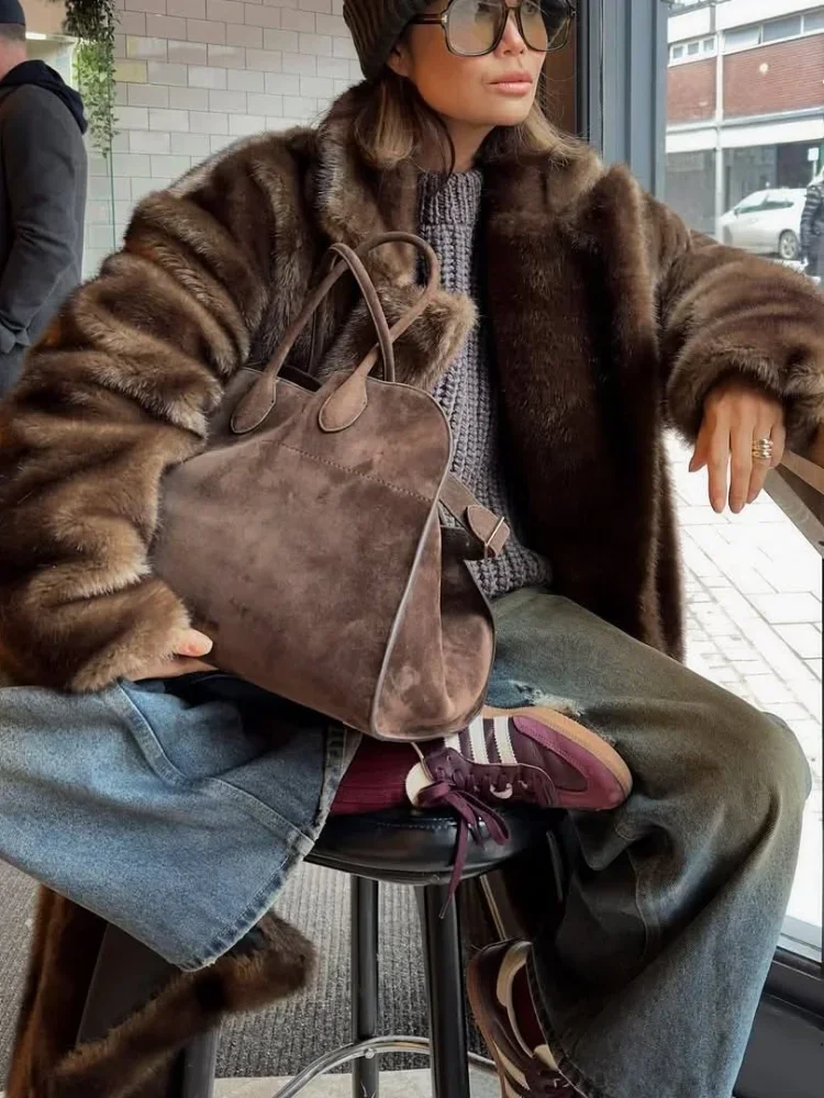 Damski długi płaszcz z mieszanych kolorów, elegancki, z kołnierzem, z długimi rękawami, luźny, nowy zimowy płaszcz damski, styl high street, kurtka z imitacji futra.