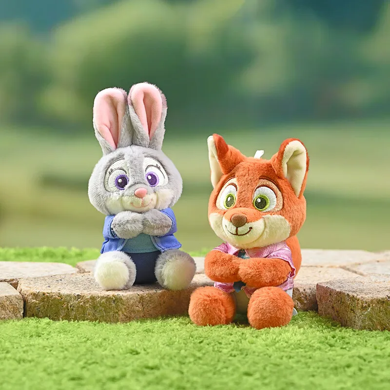 جديد KKV سلسلة مفاتيح Zootopia 2 مجنون عطلة سلسلة أفخم المعلقات الفيلم شخصيات كرتونية جودي نيك لعبة هدايا عيد ميلاد مخصصة