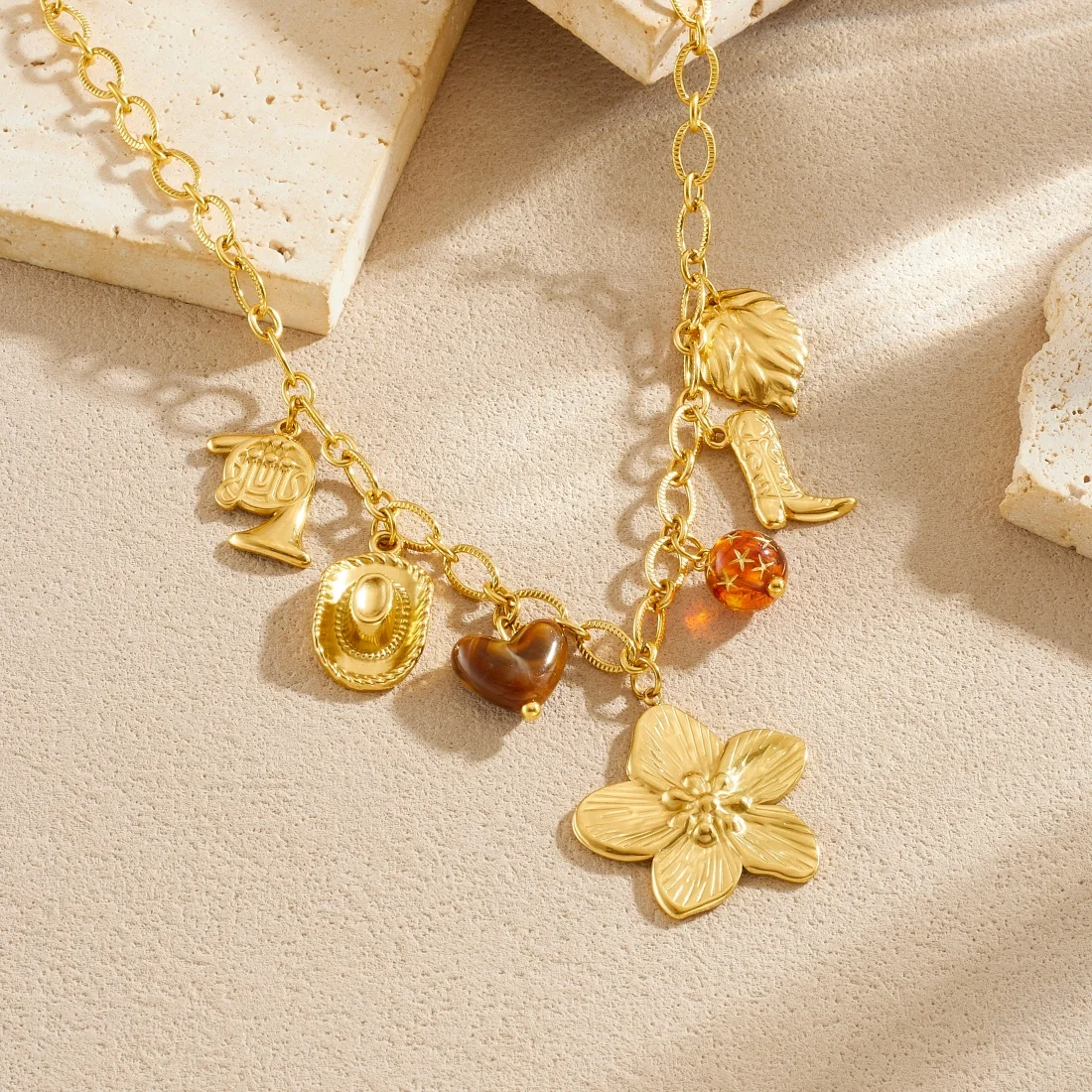 Edelstahl Goldene Luxus Blume Blatt Hut Instrument Halskette Dame Vintage Maillard Halskette Glamourou Schmuck