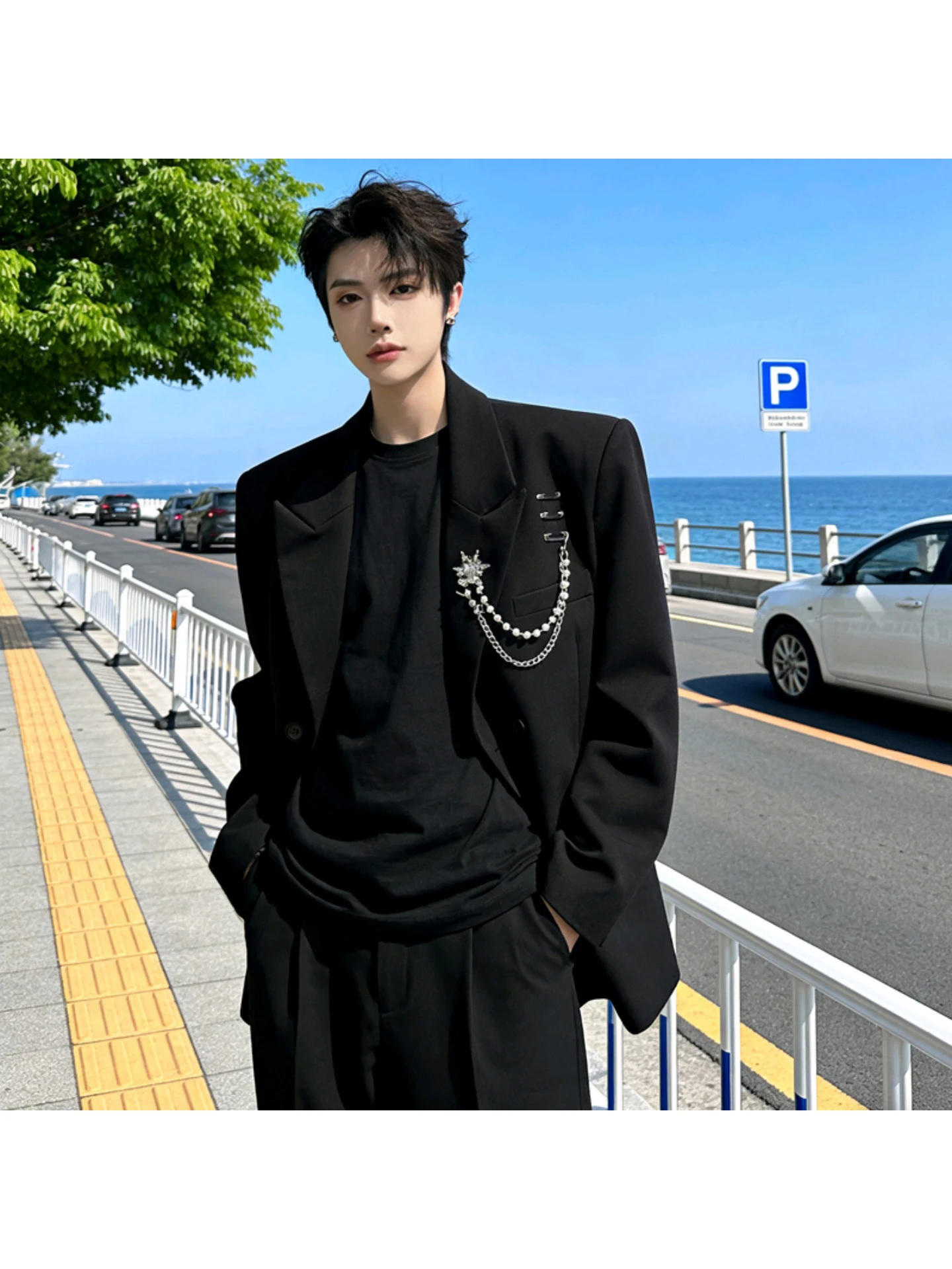 Bla Oulder Pad Suit…