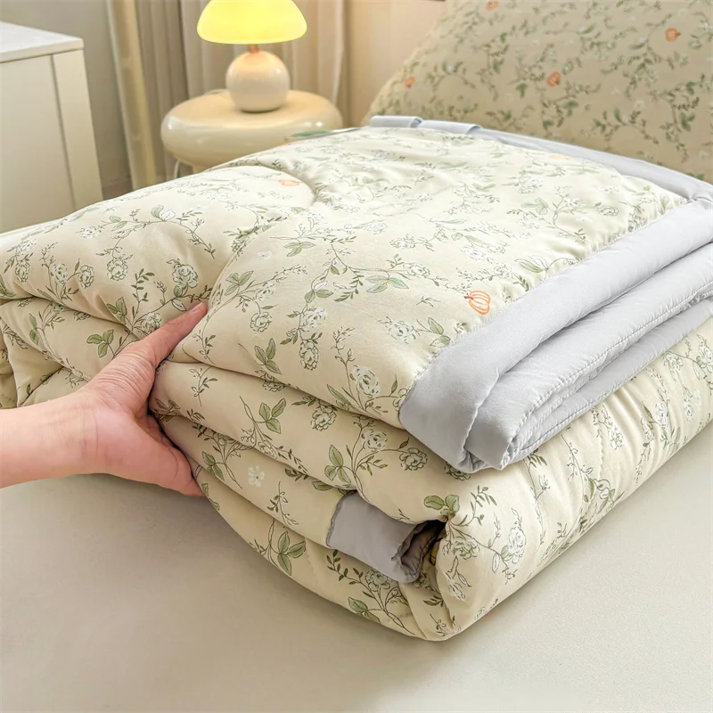 

Прохладный шелковый летний комплект постельного белья из шелка, легкое дышащее одеяло из ледяного шелка, комплект из 4 предметов, охлаждающая простыня для банкета, наволочка