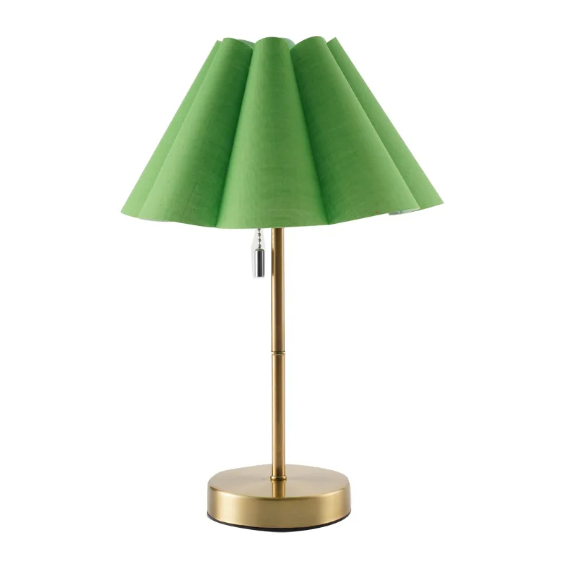 

Retro light luxury fabric wrought iron study bedroom night light bedside hotel cafe desktop atmosphere desk lamp