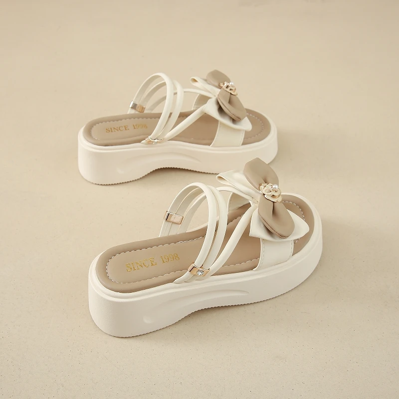 

2025 Designer Men's Summer Sandals Women's Garden Slippers Casual Slippers Soft Bottom Slippers