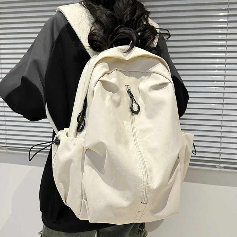 

Fashion Streetwear Backpack for Teens & College Students, Casual Travel Laptop Bag for Men Women