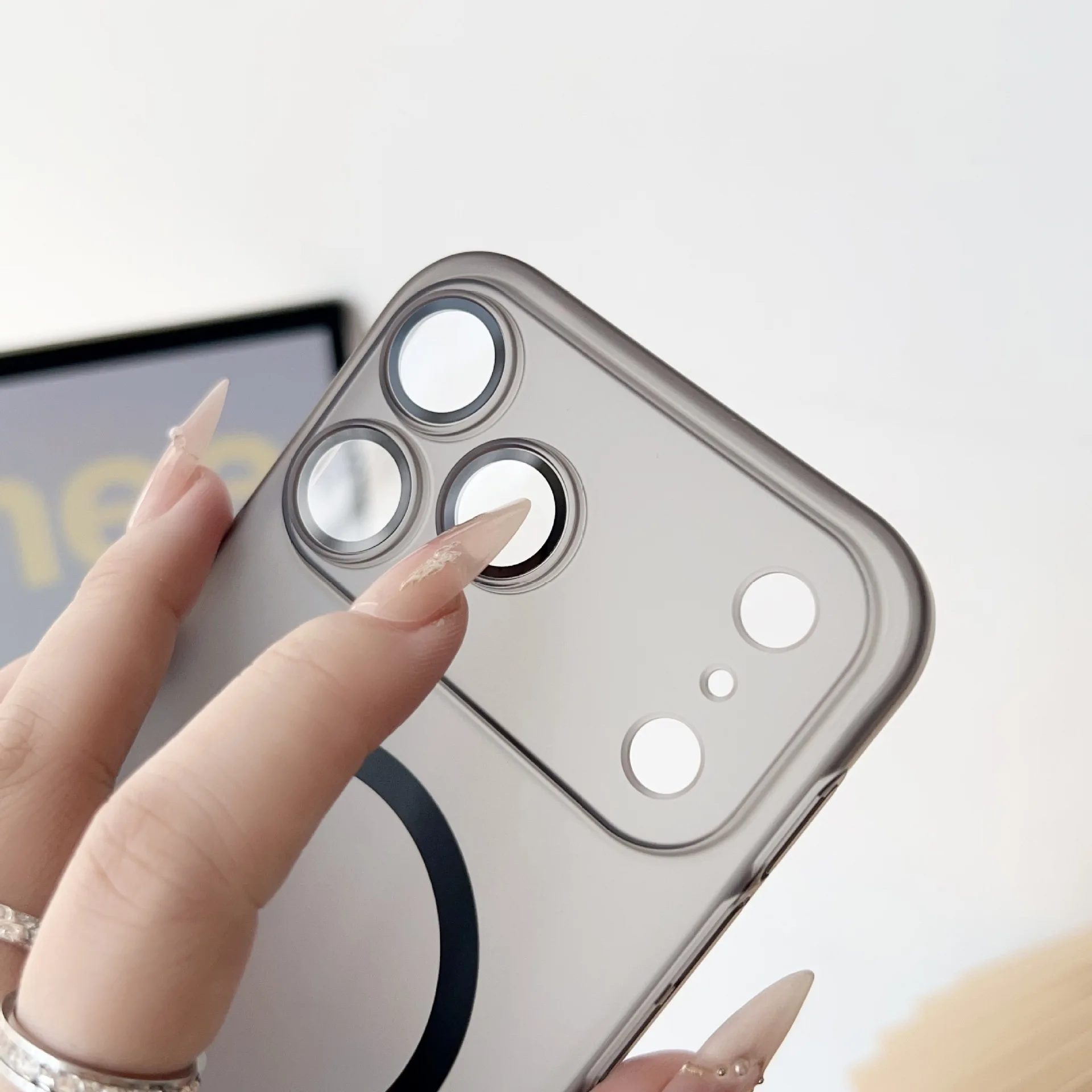 Простой матовый защитный чехол с ледяным туманом для iPhone 17 Air 17 Pro Max 16 Pro 15 14 plus 13 12 11 Pro max Чехол для телефона с магнитным притяжением