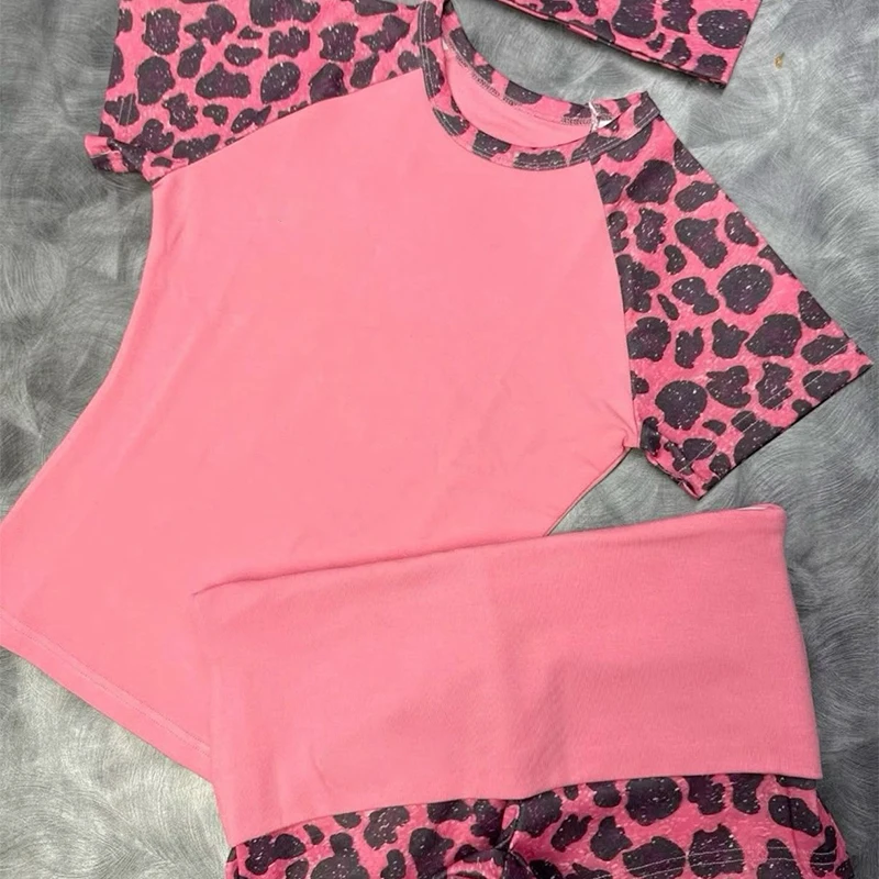 

Y2k Leopard print contrasting suit Sexy Trendy Fashion American Retro hot girl style slim fit short sleeve shorts two-piece set