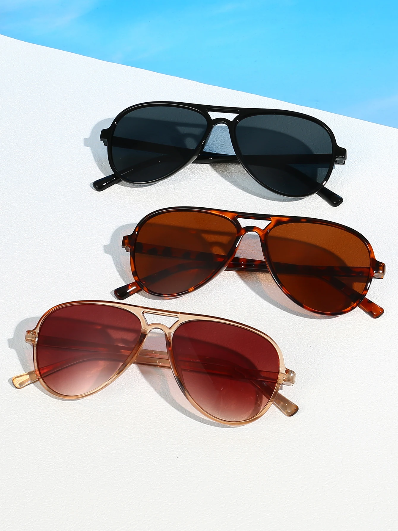 3-teiliges klassisches und stilvolles Damen-Sonnenbrillen-Set, mit klassischem Aviator-Stil als Kern, geeignet für Pendeln und Ausgehen