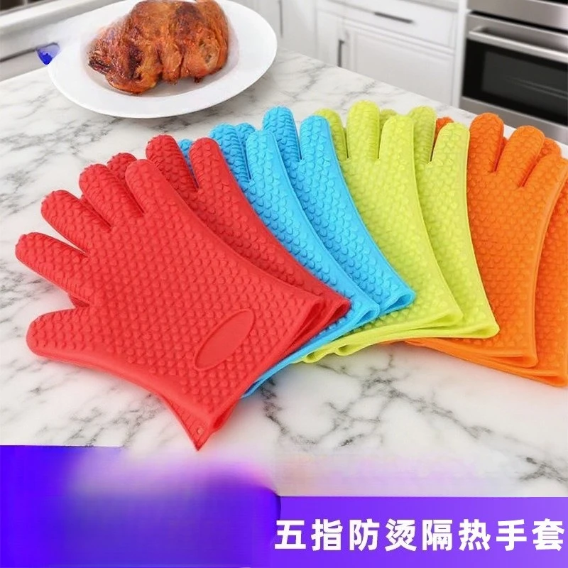 Upgraded Oven Mitts, Heat-Resistant & Waterproof Silicone, Heart Design for Baking Cooking, Premium Choice