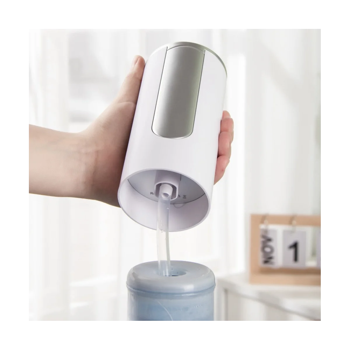 Dispensador de agua inteligente, bomba de botellas de agua eléctrica, dispositivo de succión de agua de barril plegable USB para el hogar, color gris