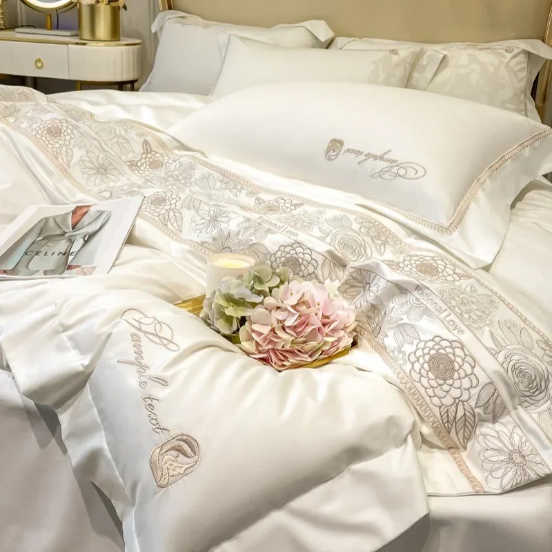 Customizable  100 cotton embroidery hotel style high-grade light luxury bedding comfortable four seasons available