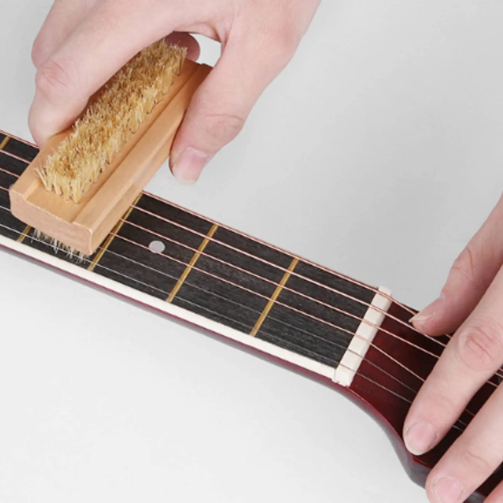 

Guitar Fretboard Cleaning Brush Portable Fretboard Cleaning Tool Double-Sided Instrument Brush Lightweight for Guitarists