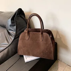 Borsa da donna con manico superiore Borsa da viaggio vintage di grande capacità dal design di nicchia di fascia alta per la stagione autunno/inverno