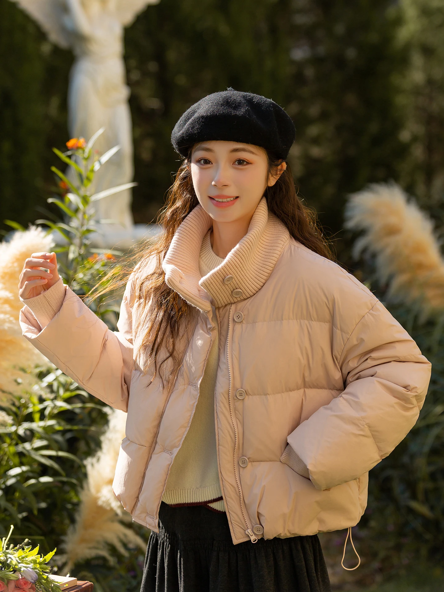 

Розовая короткая пуховая куртка с воротником-стойкой, женская, в корейском стиле, теплая, пушистая, с белым пухом, модная зимняя коллекция 2025