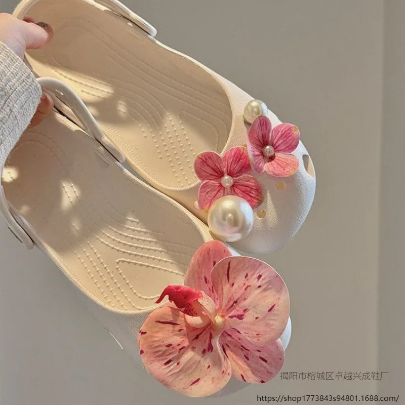 Zapatillas de ballet perforadas de alta calidad con diseño floral, perlas y adornos DIY, tipo mule.