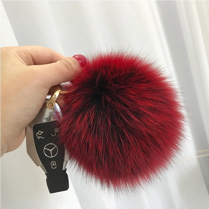 

2025 Fluffy Real Fox Fur Ball Poms Keychain For Women Luxury Pompom Keyring Accessories Bag Decoration Emo Trinket Jewelry Gifts