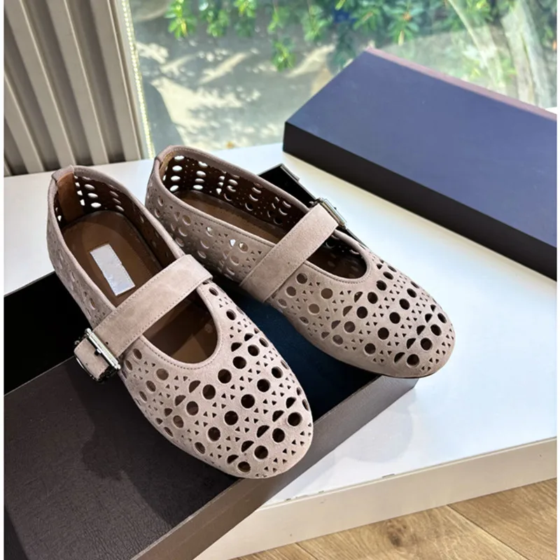 ミニマリスト・メリージェーン・シングルシューズ（レディース）2025 レトロスエードフラットボトムワンライン・ホローホール・通気性バレエダンスシューズ