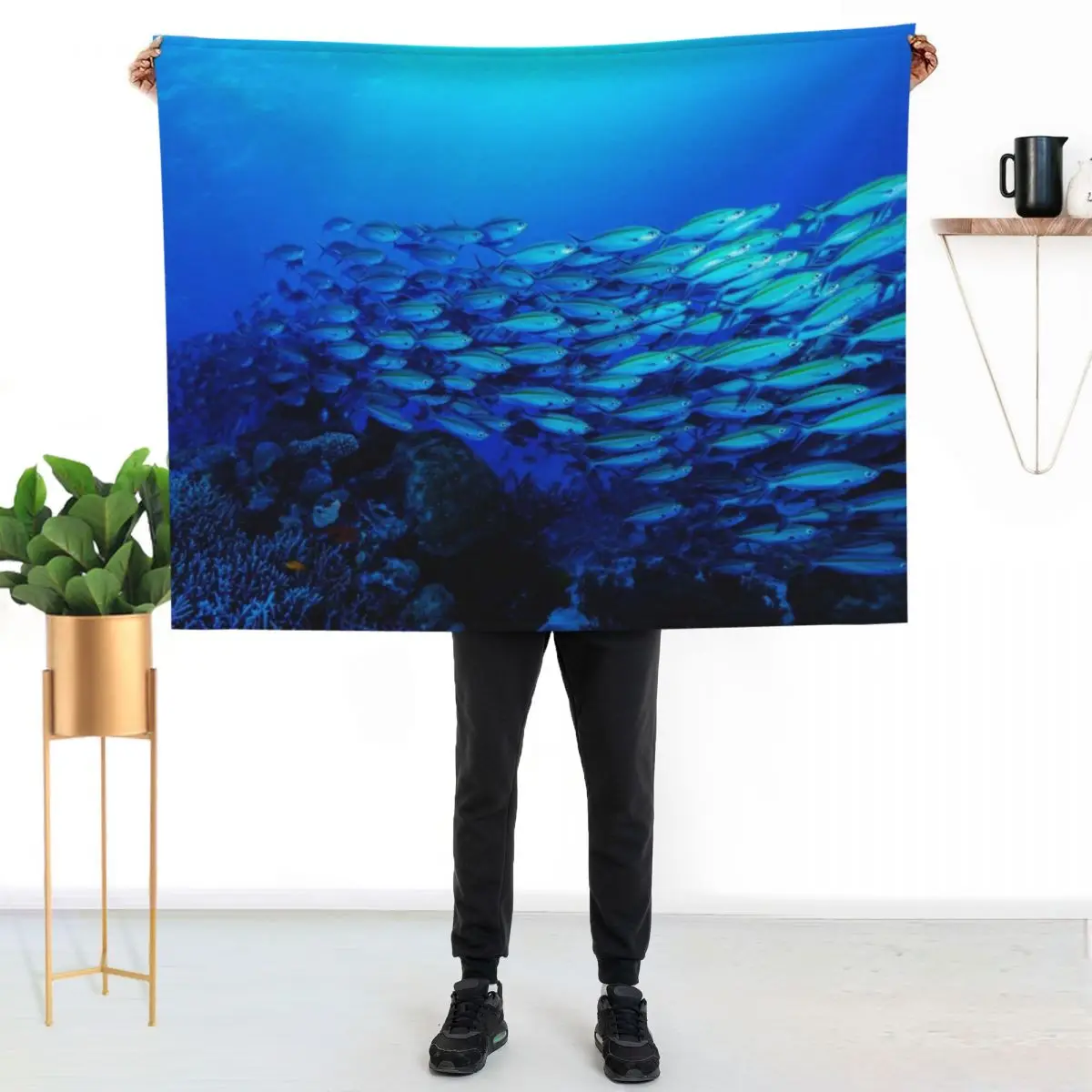 Tropical Fish on the Great Barrier Reef Throw Blanket Custom Summer Beddings Cute Plaid manga Thins Blankets