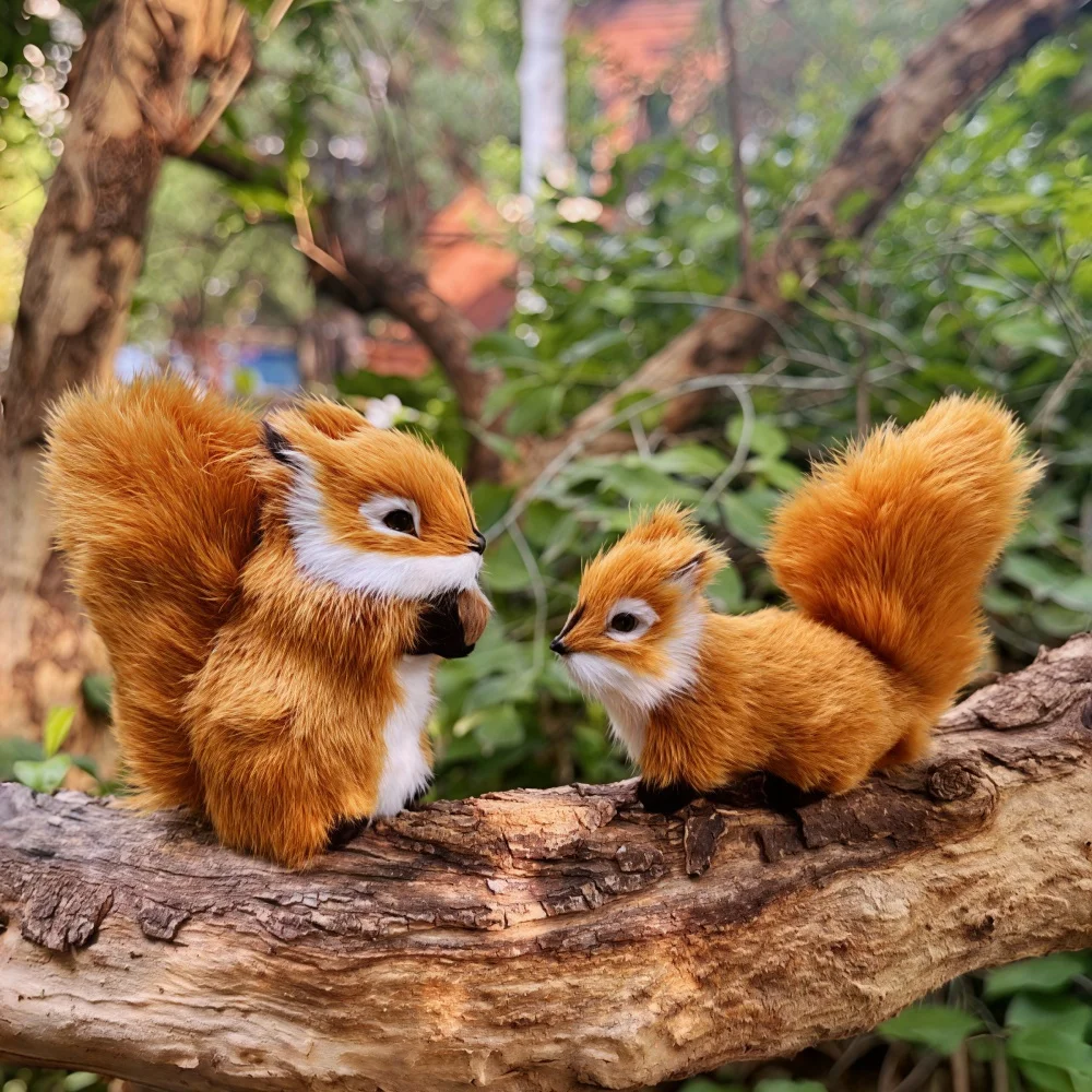 Collectible Figurines Status Mini Realistic Squirrel Statue Lifelike Furry Animal Figurine Table Decor Craft Ornament
