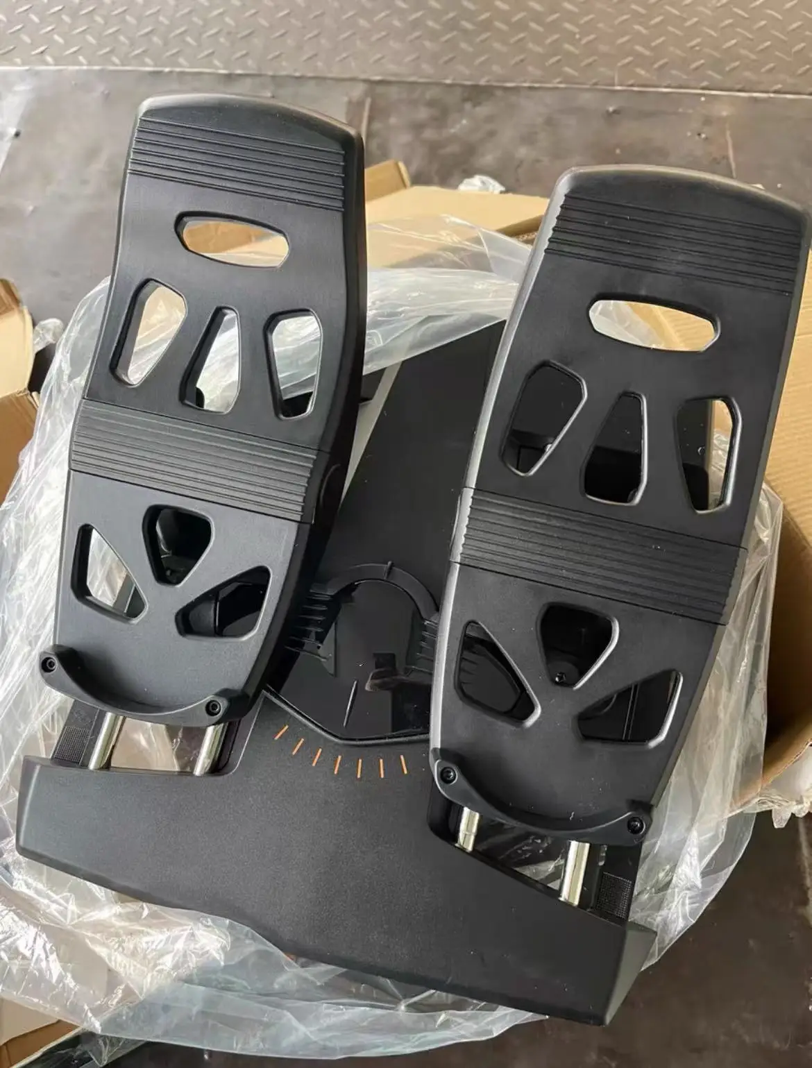

Thrustmaster Figure Marster TFRP Flying Pedal Tail Rudder