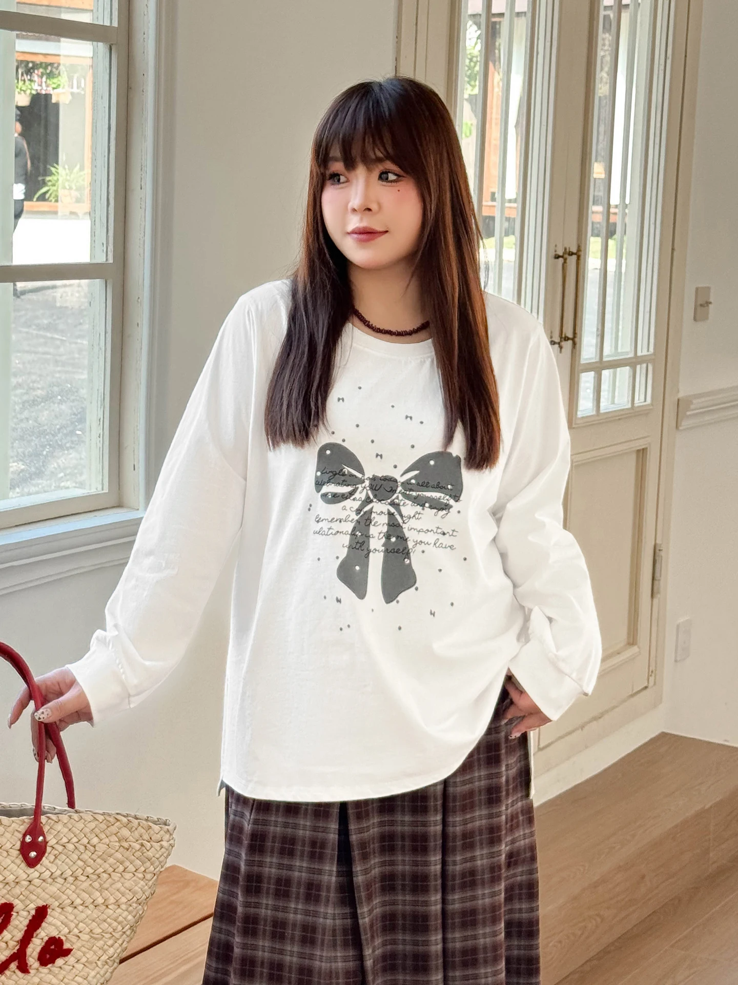 

Loose Fit Large Size Women's T-irt round Ne Knot Letter Print Long Sve Casual Sle Spring Faion Top