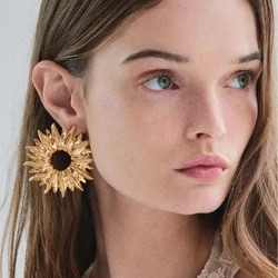 ZAA Vintage Irregular Metal Sun Shape Drop Earrings for Women Holiday Party Jewelry Gifts Wholesale