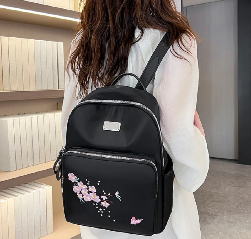 

New Chinese Style Embroider Flower Oxford Travel Backpacks Women's Fashion Large Capacity Shoulder Bags Totes School Bag