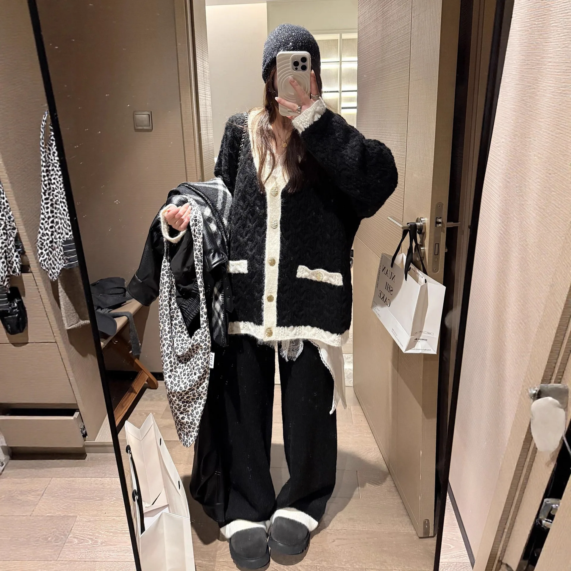 

Женский осенне-зимний свитер-кардиган оверсайз с V-образным вырезом, в стиле тай-дай, свободного кроя, вязаный, в стиле ретро, с цветовыми блоками