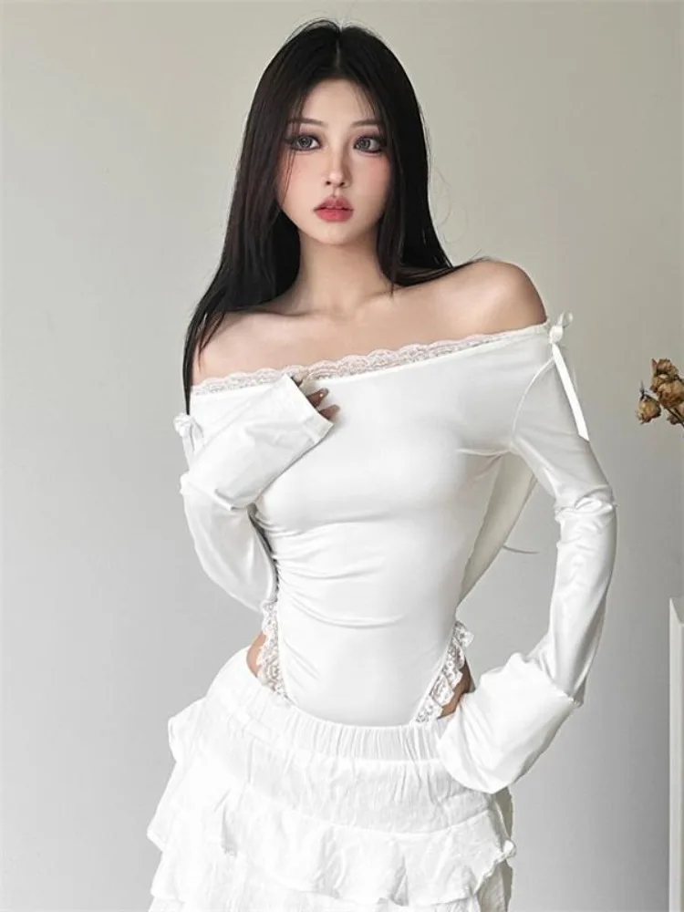 Fashion Sexy Off Shoulder Lace White Bodysuit Y2k Hooded Long Sleeved T-shirt for Women 2024 Summer New Slim Fit Tops Mujer