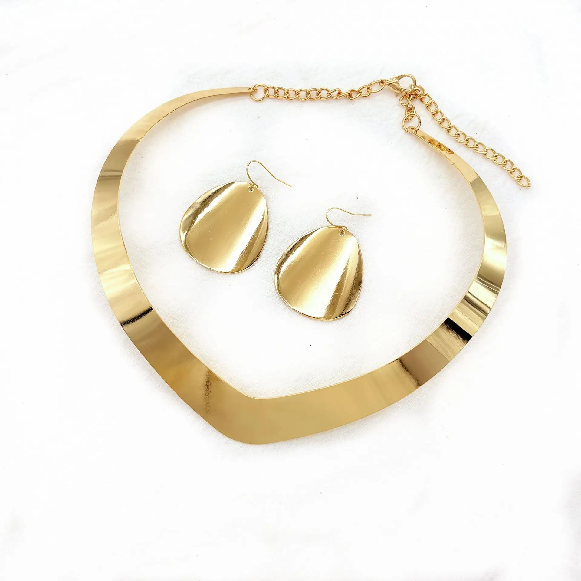 

Metal minimalist heart collar earrings set fashion necklace choker jewelry